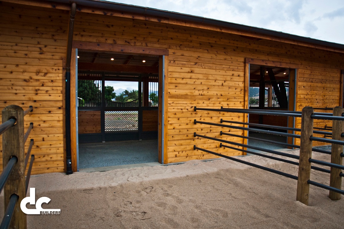 These horse stalls in San Martin, California are the best place to care for your horses.