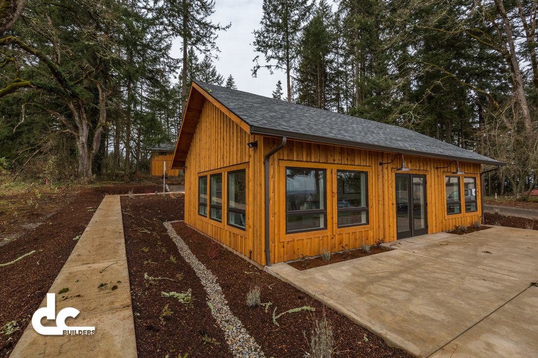 The Evesham Wood winery and tasting room were custom built by DC Builders in Salem, Oregon.