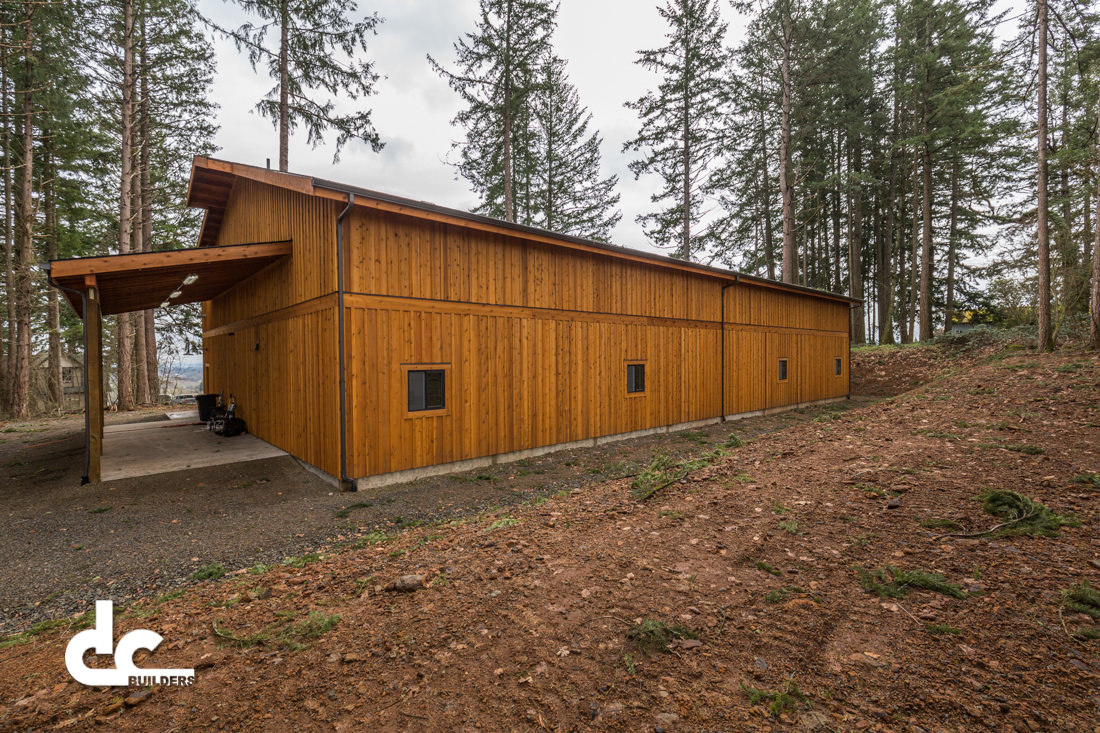 The Evesham Wood winery and tasting room were custom built by DC Builders in Salem, Oregon.