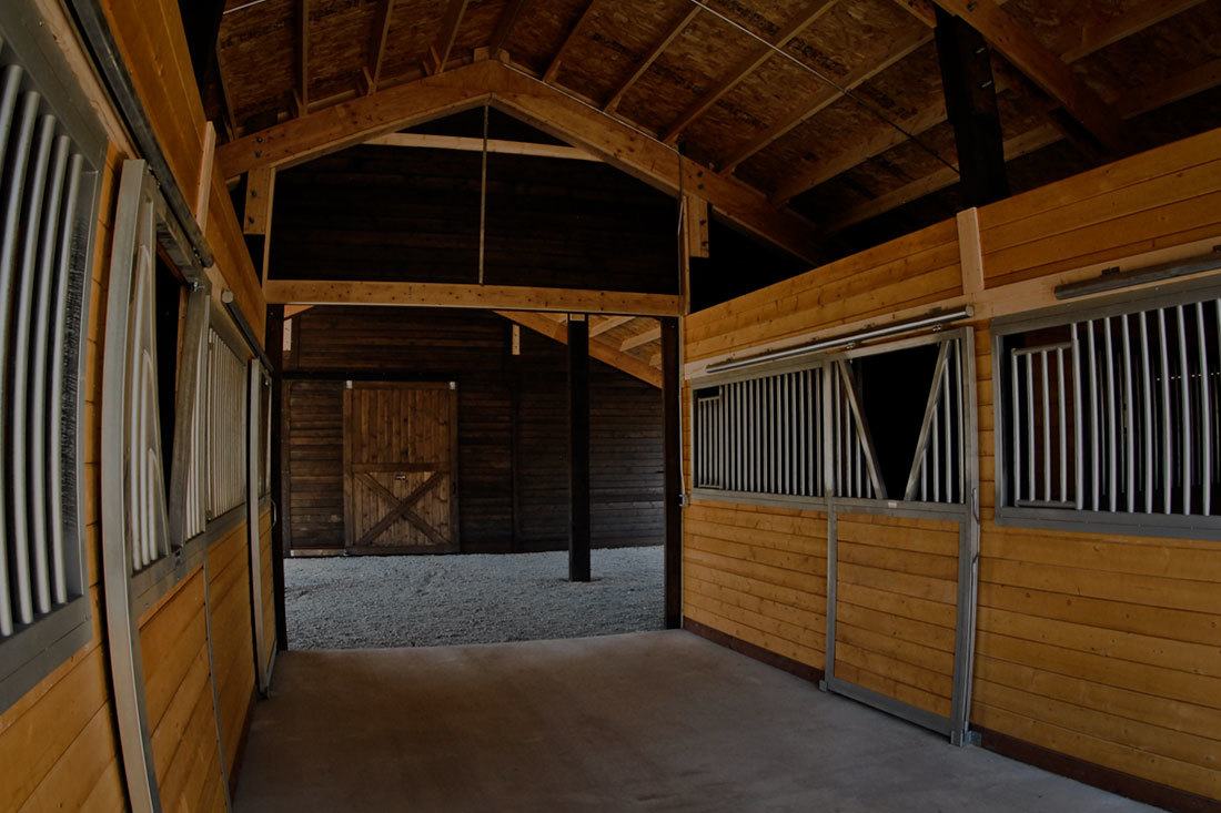 build your next barn in Arkansas with DC builders.
