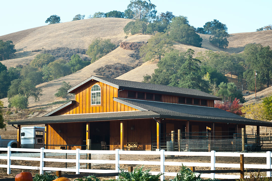 This monitor style horse barn was built by DC builders in Morgan Hill, California.