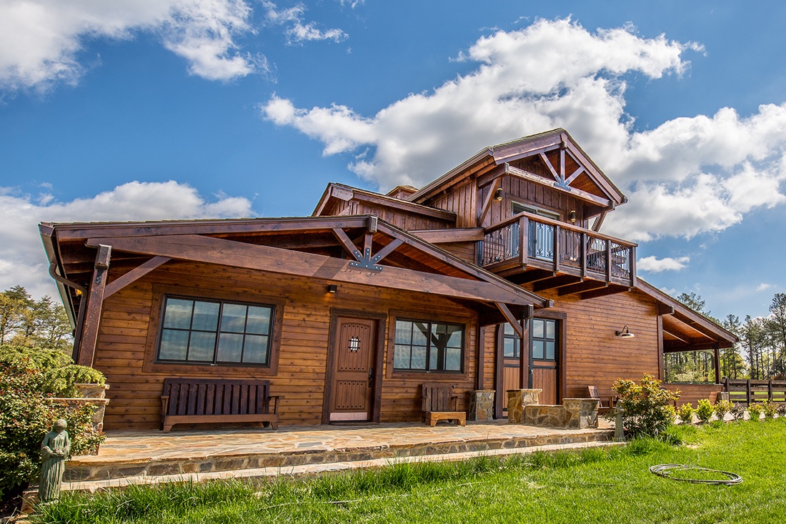 burlington barn with living quarters project - dc builders
